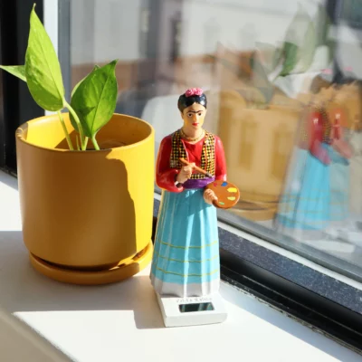 Figurine Frida solaire et animée – La Réunion
